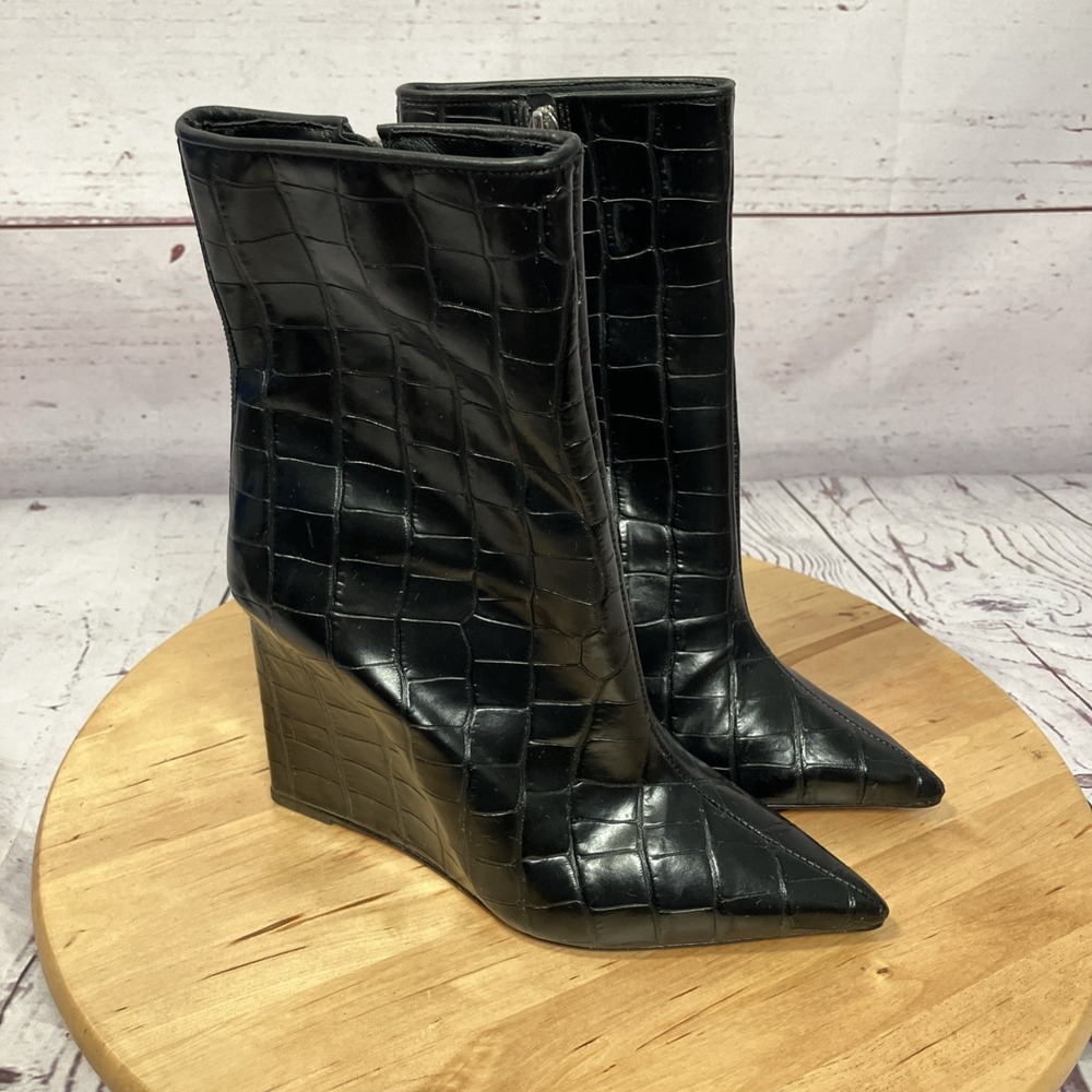 Schutz Croc Embossed Black Wedge Ankle Boots Pointed Toe Womens Size‎ 5